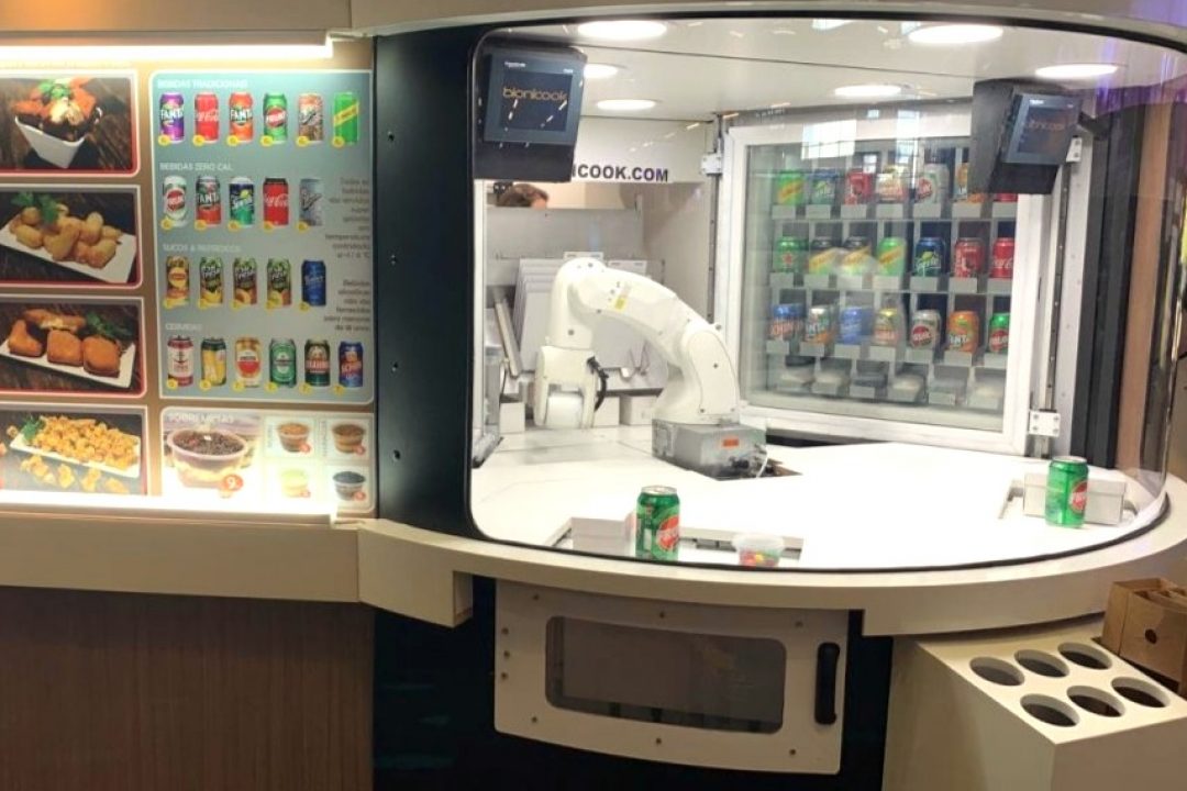 Empresário lança primeiro fast-food 100% automatizado do Brasil