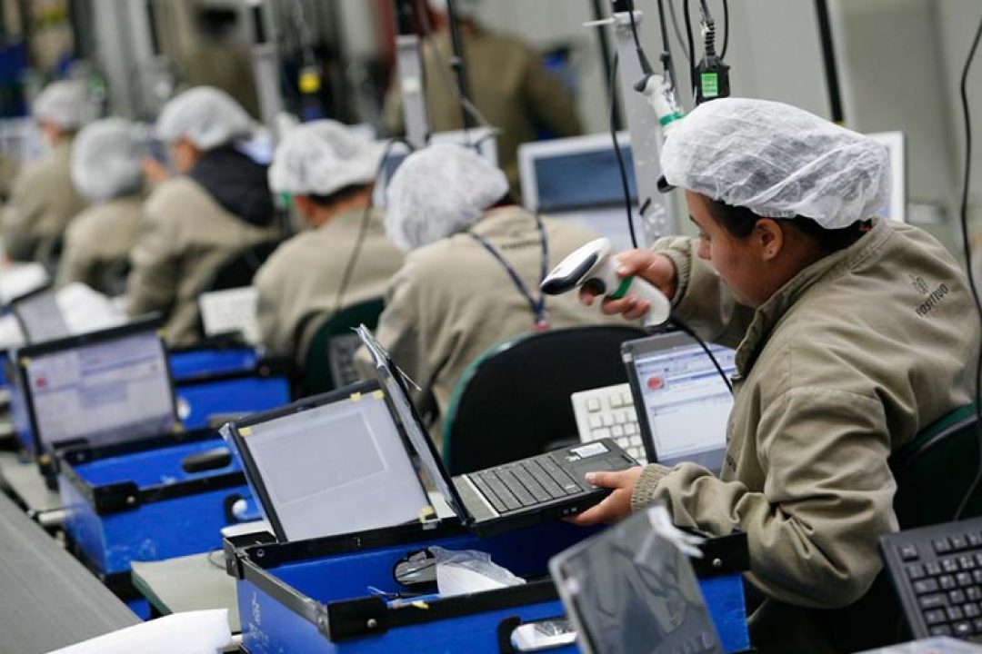 Inflação na indústria sobe 3,22% em julho, maior alta desde 2014, aponta IBGE